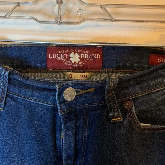 Sofia Boot Cut Lucky Brand Jeans. Size 29 or Size 8. Dark Wash. - Picture 4 of 6